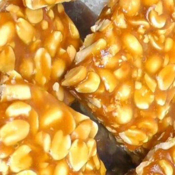 Peanut Chikki - Whole